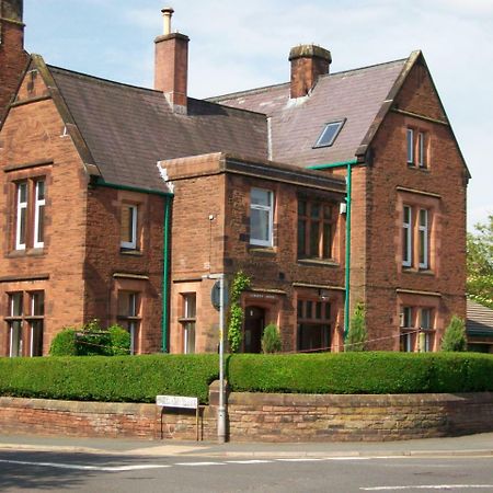 Upstairs, Downstairs At Epworth House Villa Penrith Exterior photo